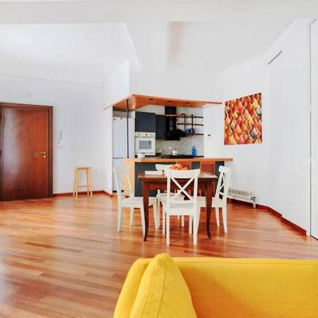 Pagano & Cenacolo Bright Apartment Милано Екстериор снимка